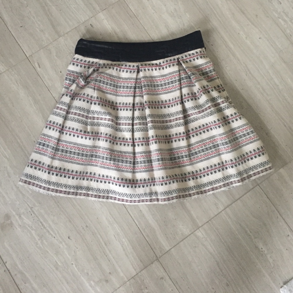ZARA NEVER WORN SKIRT