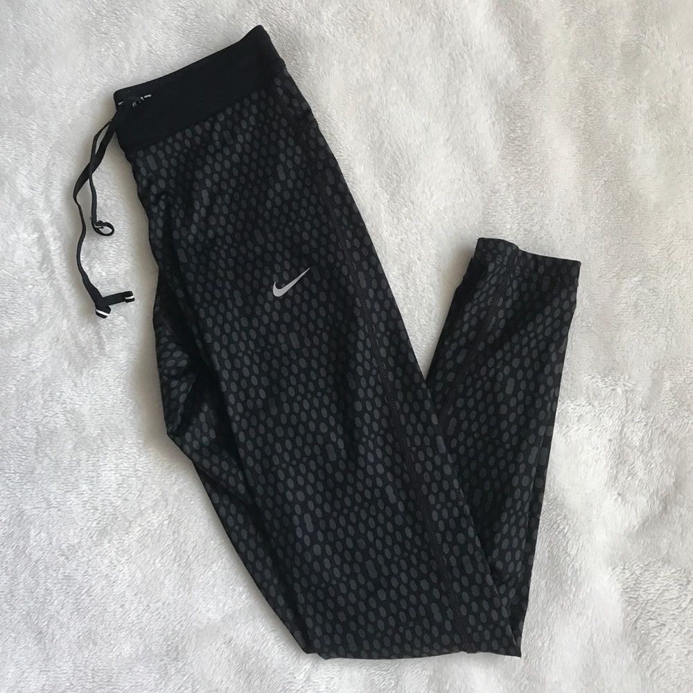 NIKE dri-fit full-length leggings size XS