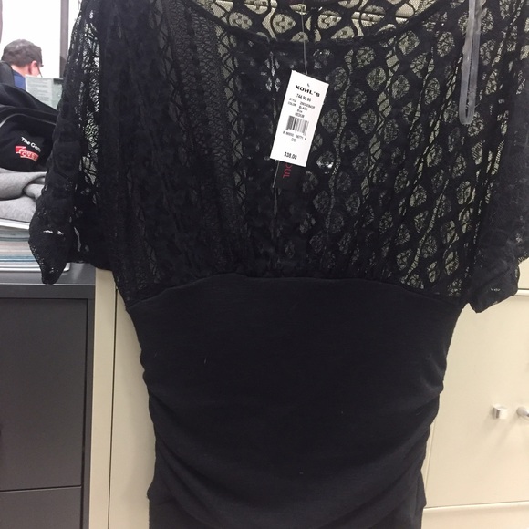 Short sleeve shirt from Kohls - Picture 1 of 2
