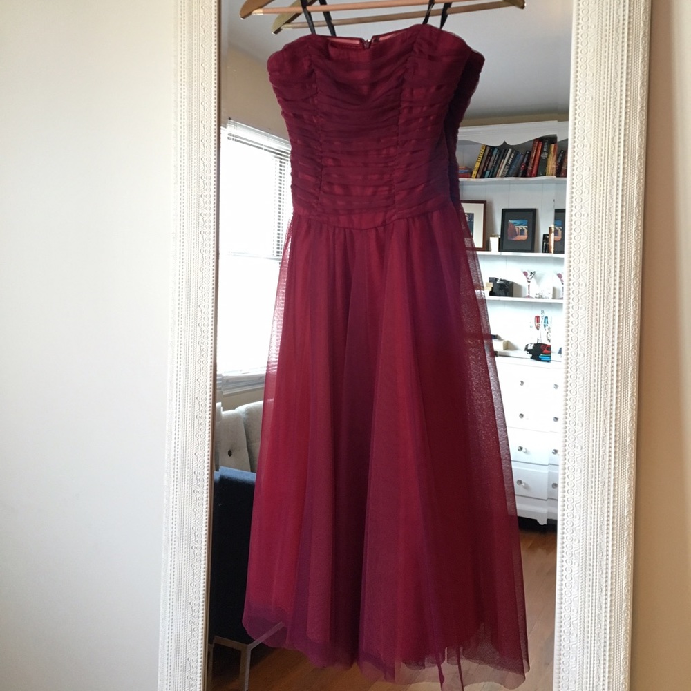 CLEAR OUT SALE! Nicole Miller Red Party Dress