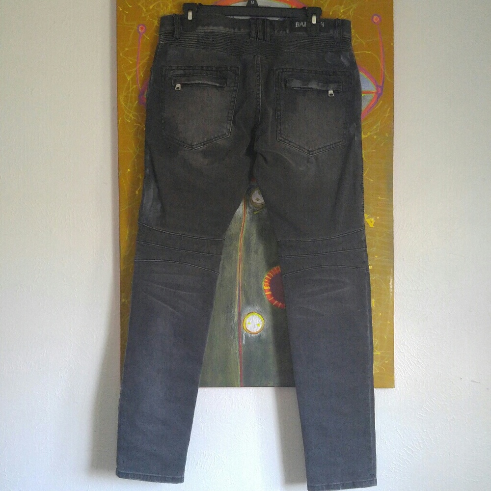 Balmain - Picture 4 of 5