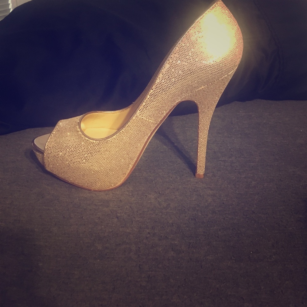 Brand New Aldo Sparkle Heels