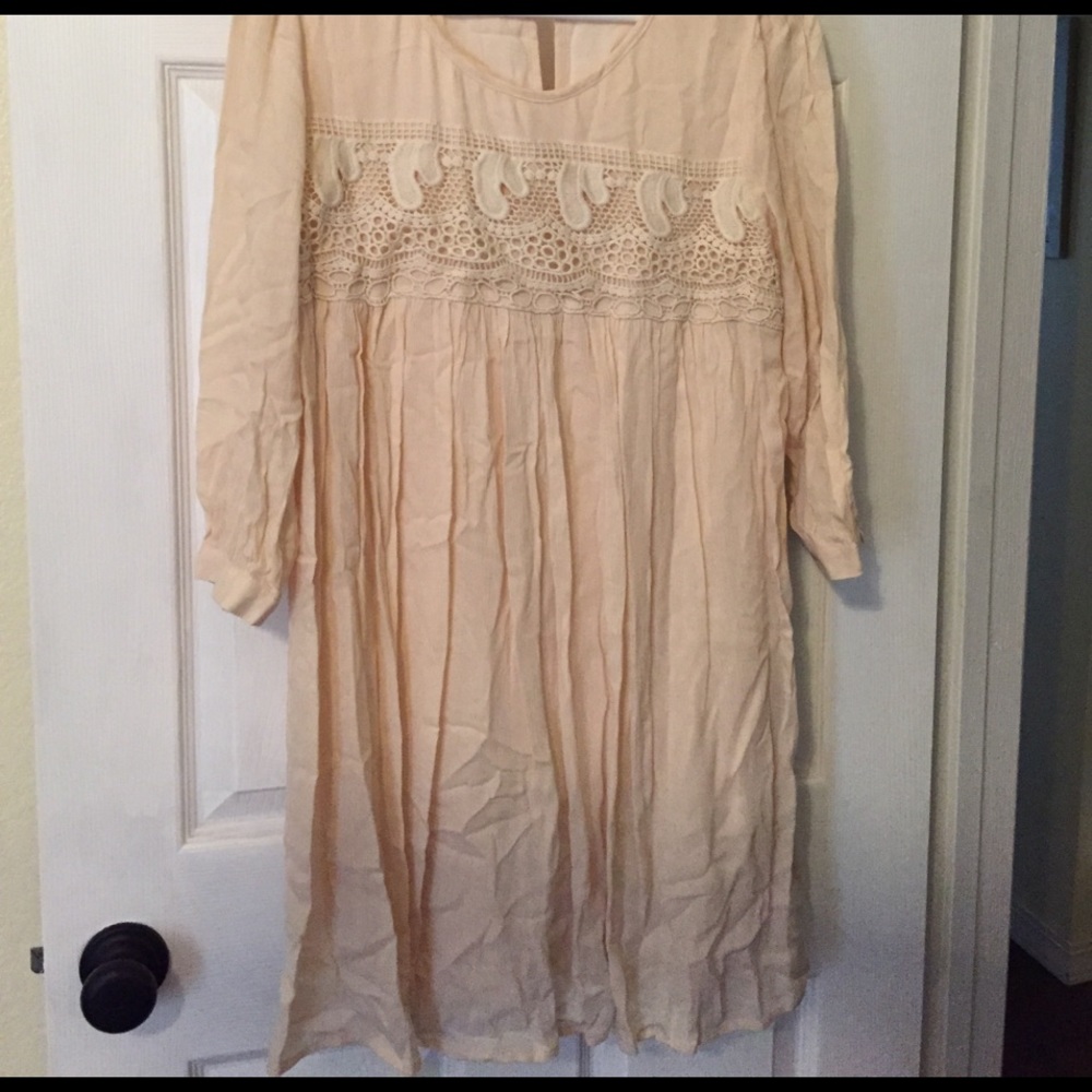 👠 3 for $15 - NWOT - flowy boho dress