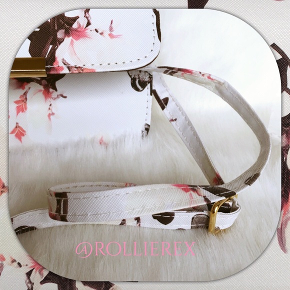 Host Pick!β¨ Butterfly Bag πΊπΈSale - Picture 6 of 8