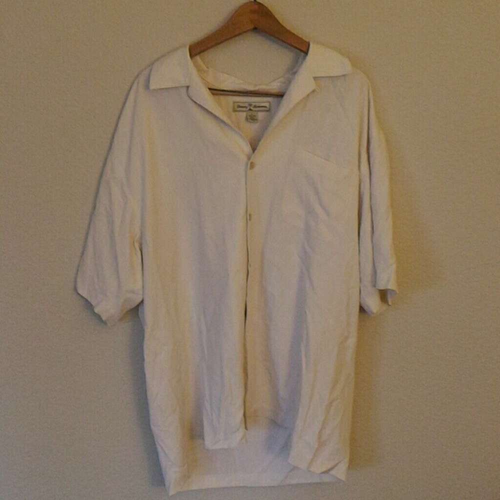 Tommy Bahama black marlin lounge shirt