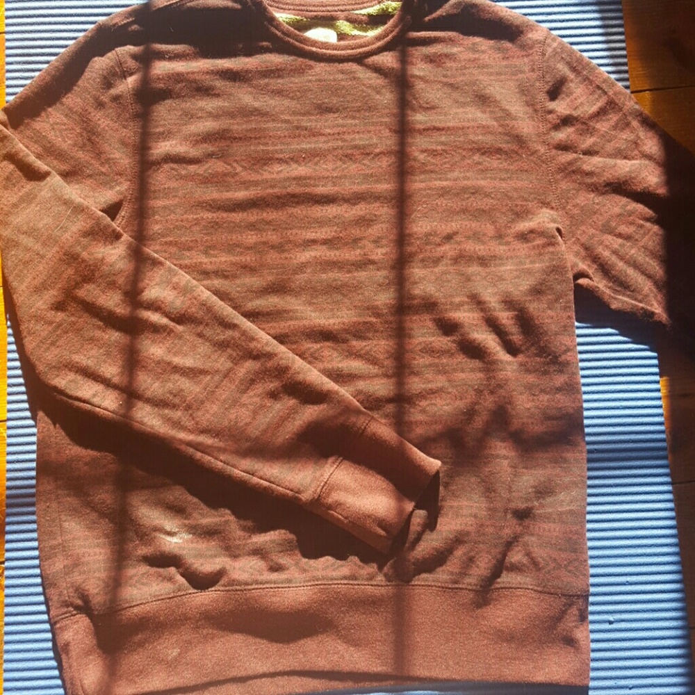 Long sleeve Burgundy shirt with Aztec pattern