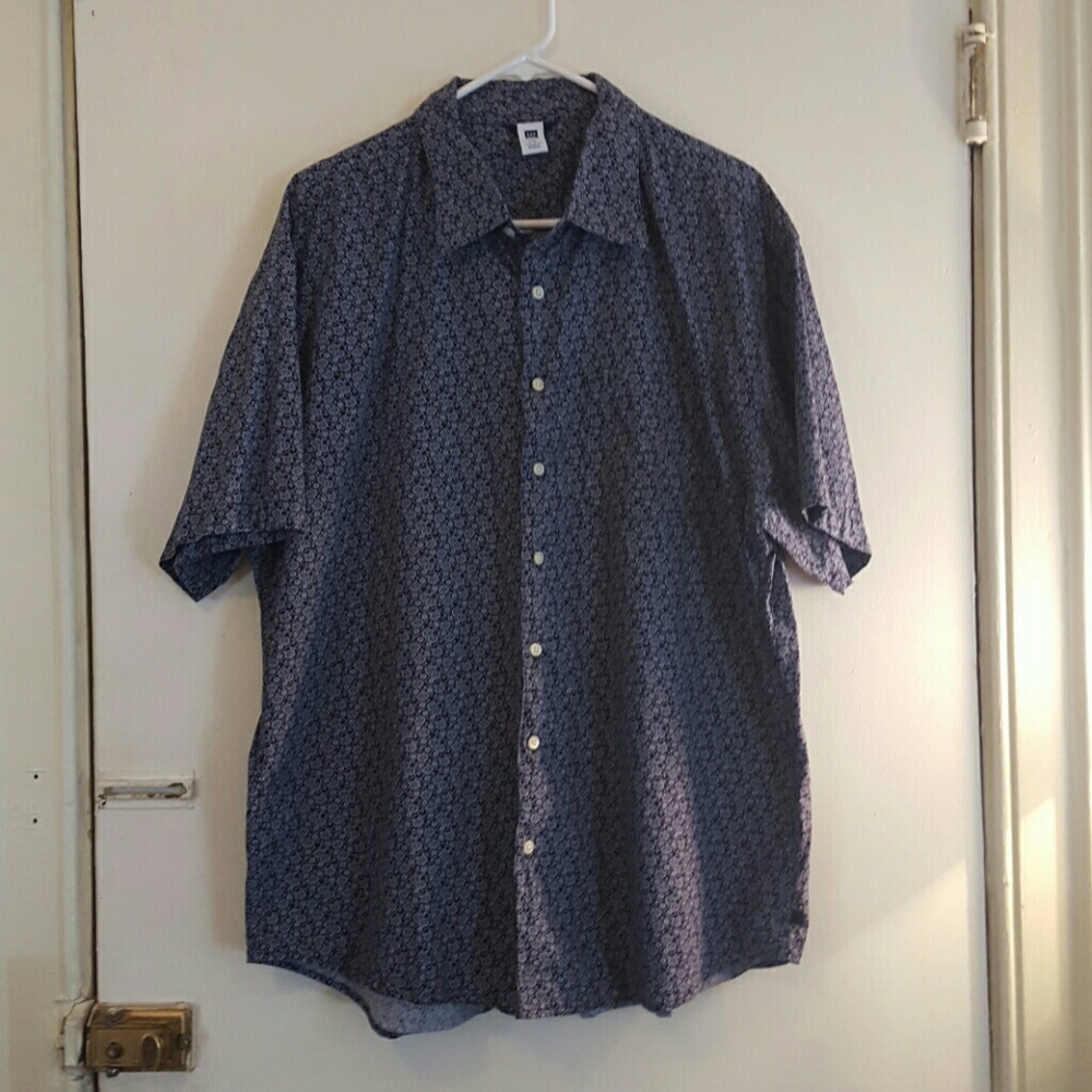 Mens Gap Short Sleeve Shirt