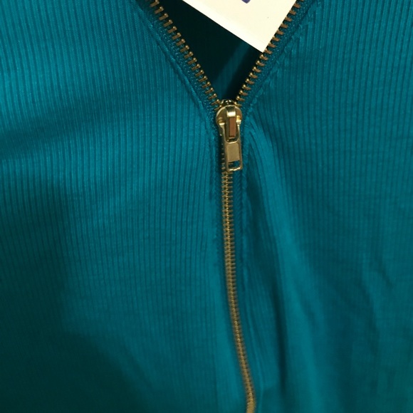 Women's Tank - Picture 4 of 4