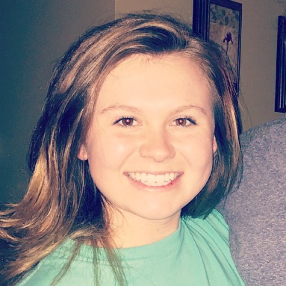 Meet your Posher, Elizabeth