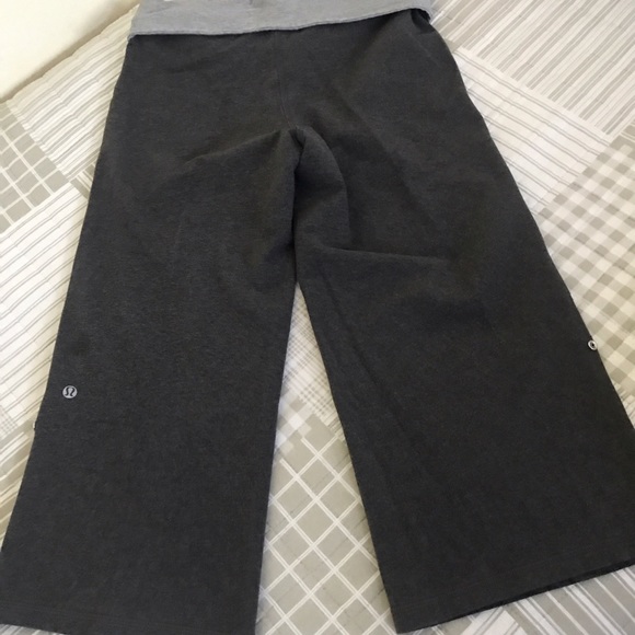 Lululemon - Picture 2 of 4
