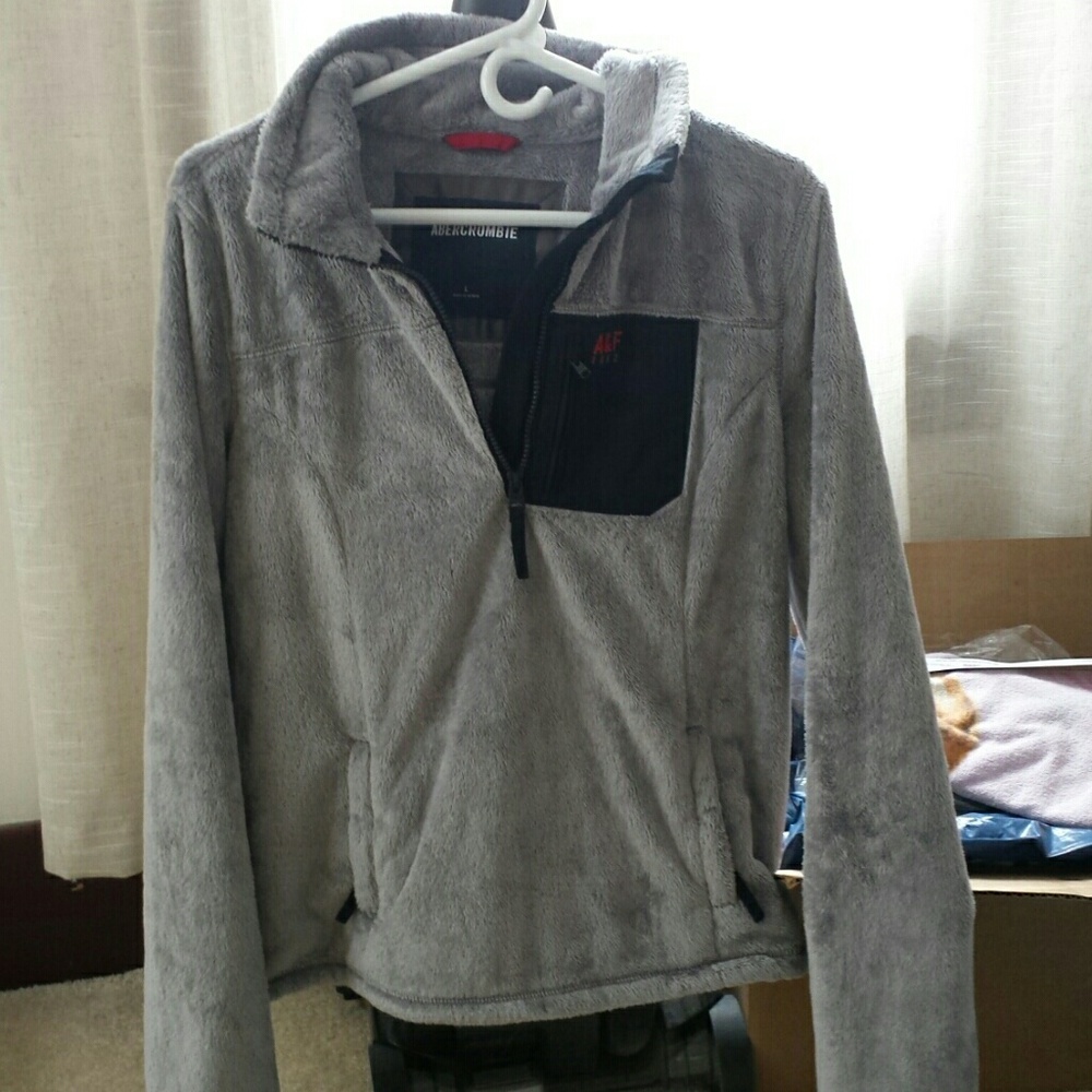 Abercrombie and Fitch quarterzip