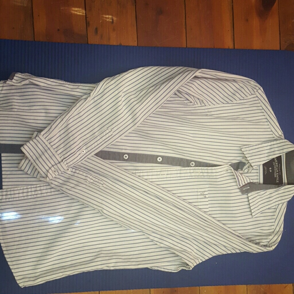 American Eagle button down, spotless!!!