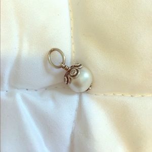 Authentic Pandora White Pearl