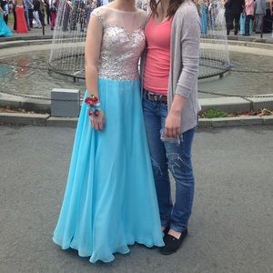 Prom dress
