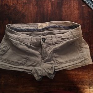 EUC HOLLISTER SOCAL STRETCH SHORTS
