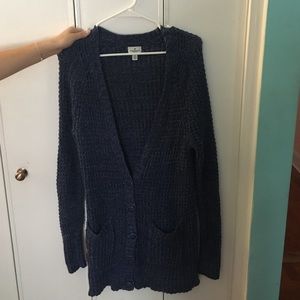American eagle sweater