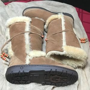 UGG WOMEN NIGHTFALL CHESTNUT BOOTS