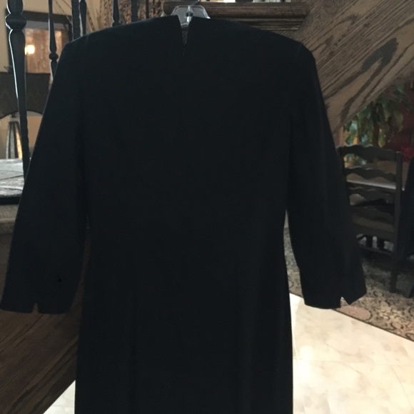 Black short dress with pearls and beads - Picture 2 of 3