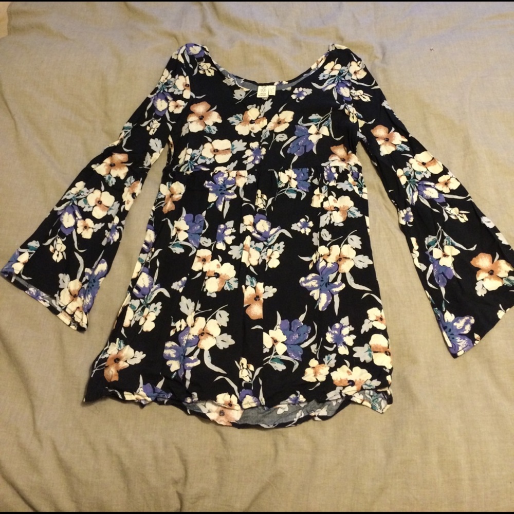 Urban Renewal Bell Sleeved Babydoll Blouse