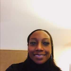 Meet your Posher, Gina