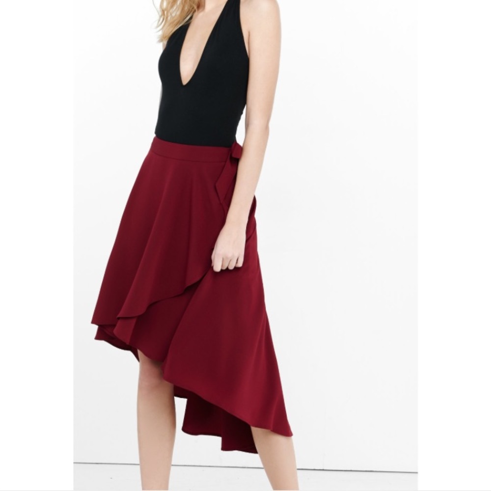 Burgundy skirt perfect for Valentine's Day