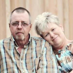 Meet your Posher, Lorie