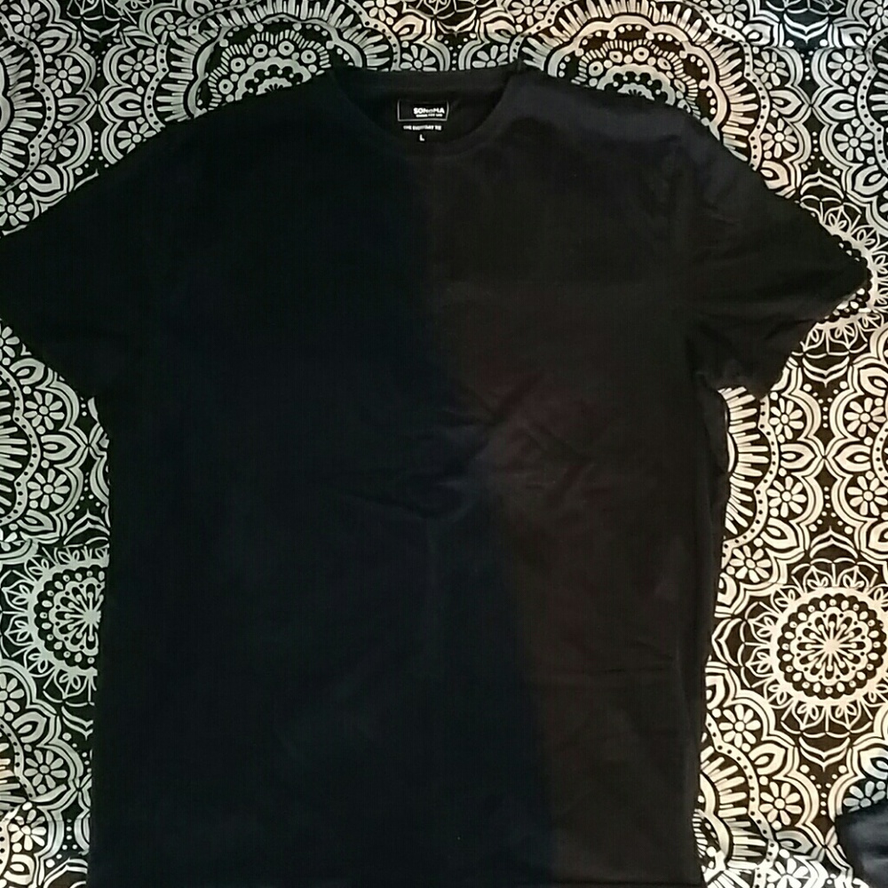 Black tee