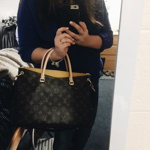 NWOT Louis Vuitton Bag