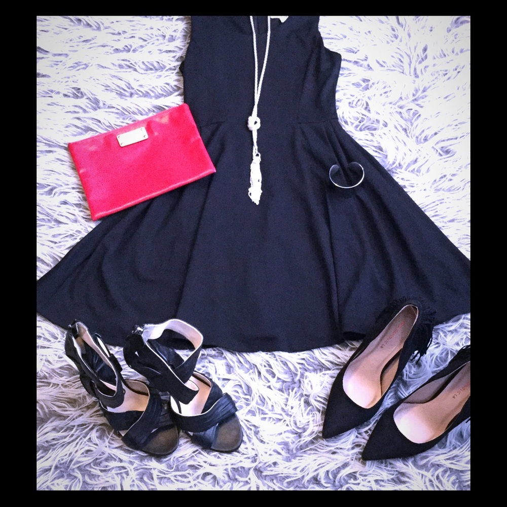 The perfect black little dress!