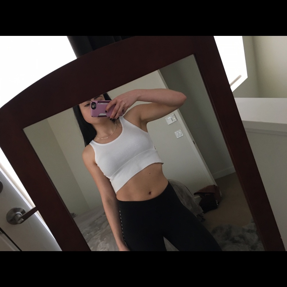 White knit crop