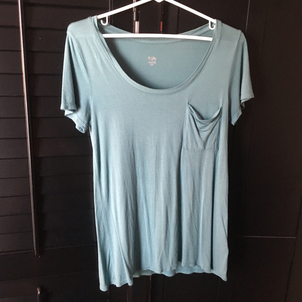Mossimo tshirt