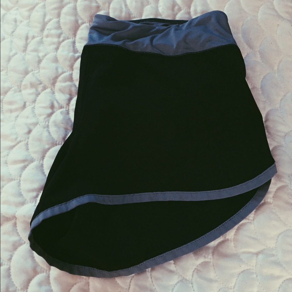 Athletic shorts