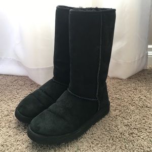 UGG BOOTS
