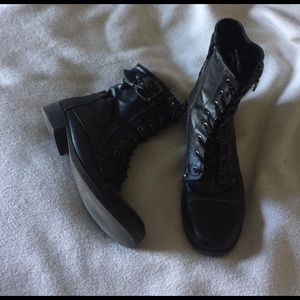 Guess combat boots