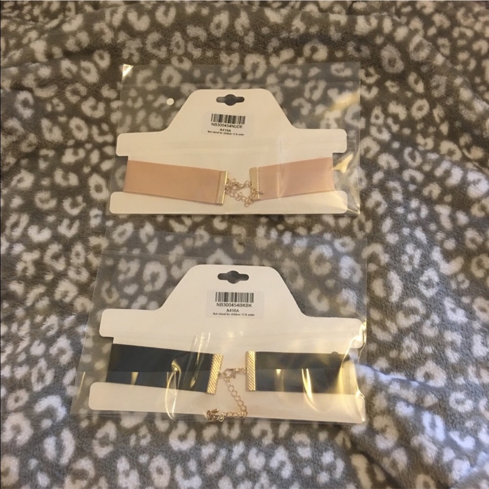 Matte Satin Choker Black or Nude • - Picture 5 of 6