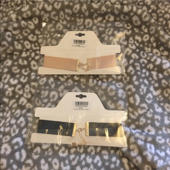 Matte Satin Choker Black or Nude • - Picture 5 of 6