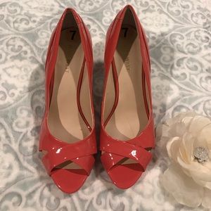 Size 7 Coral Nine West Heels