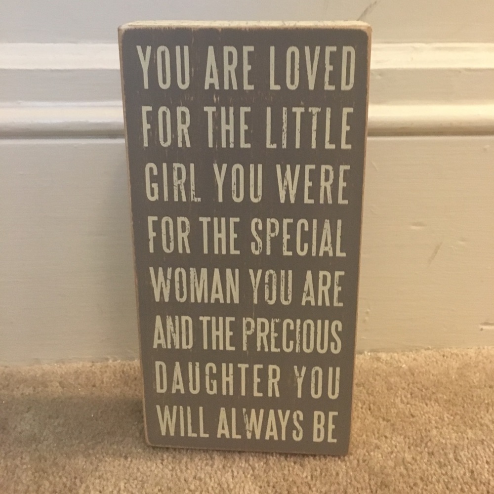 NEW decor wall/shelf.