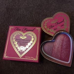 Authentic TooFaced Sweetheart Blush