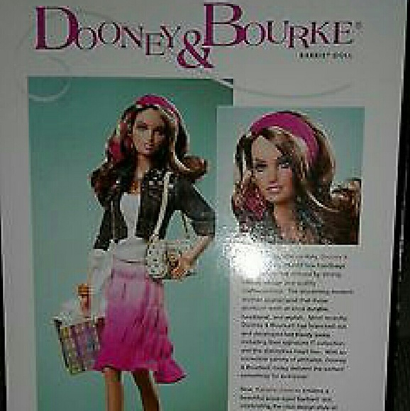 **SOLD*2006 DOONEY & BOURKE PINK LABEL BARBIE DOLL - Picture 3 of 4