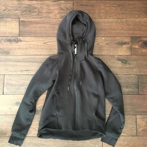 Black lululemon hoodie