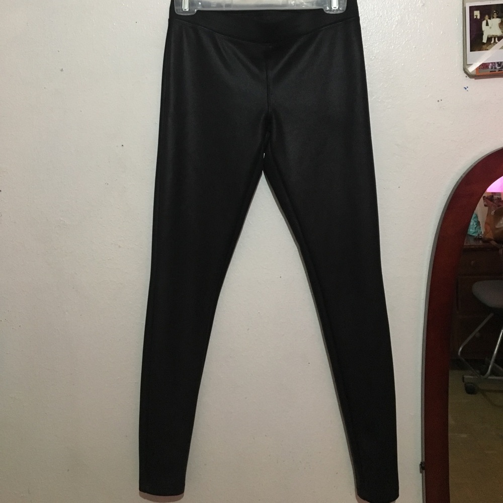 Faux leather leggings