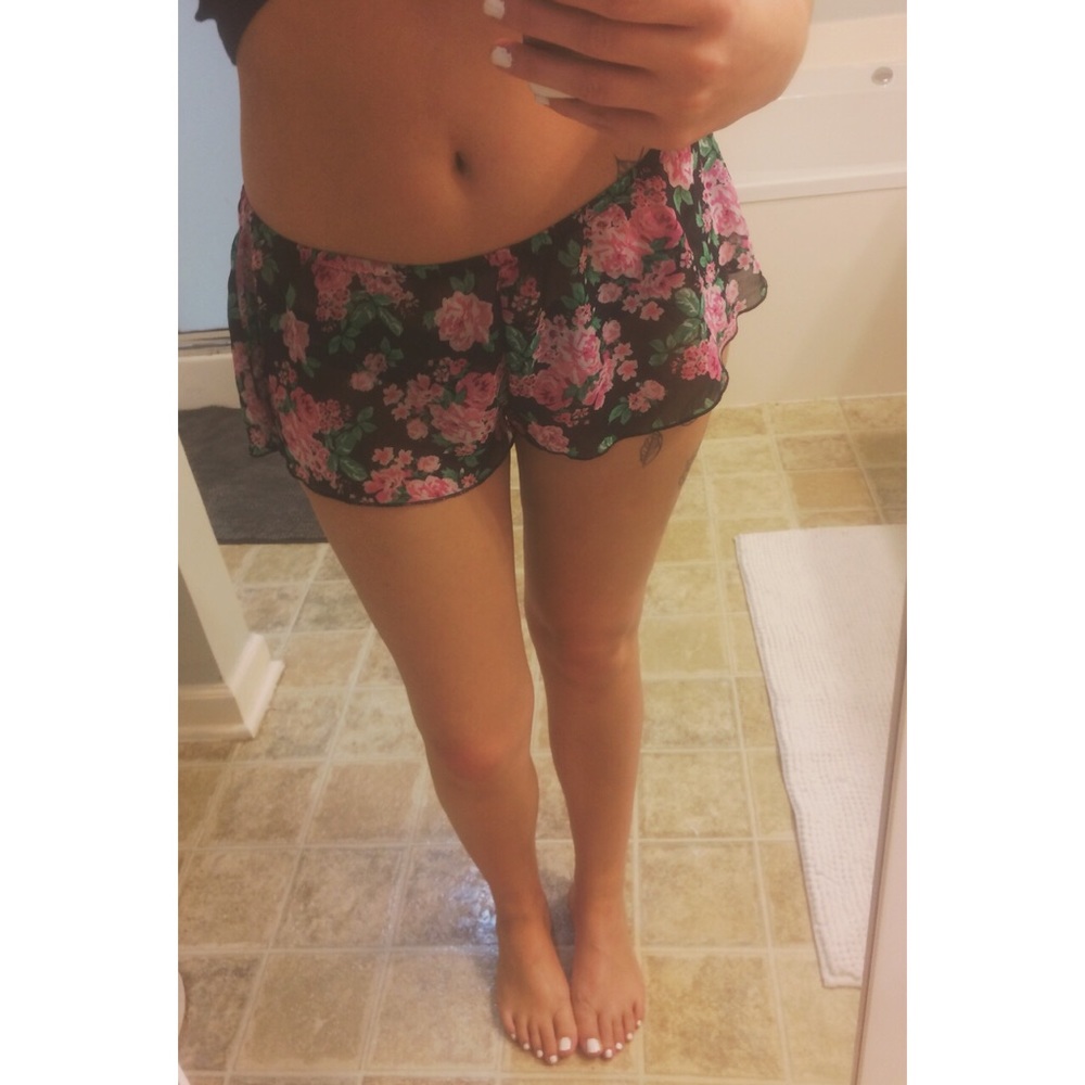 Forever 21 Floral PJ Shorts Medium