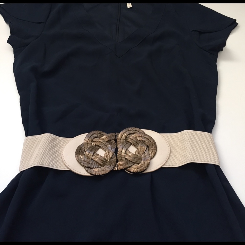 Cream belt