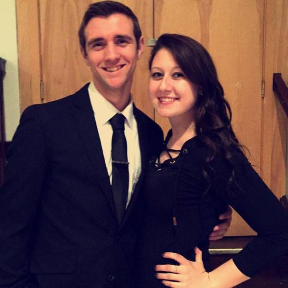 Meet your Posher, Heather - Picture 1 of 1