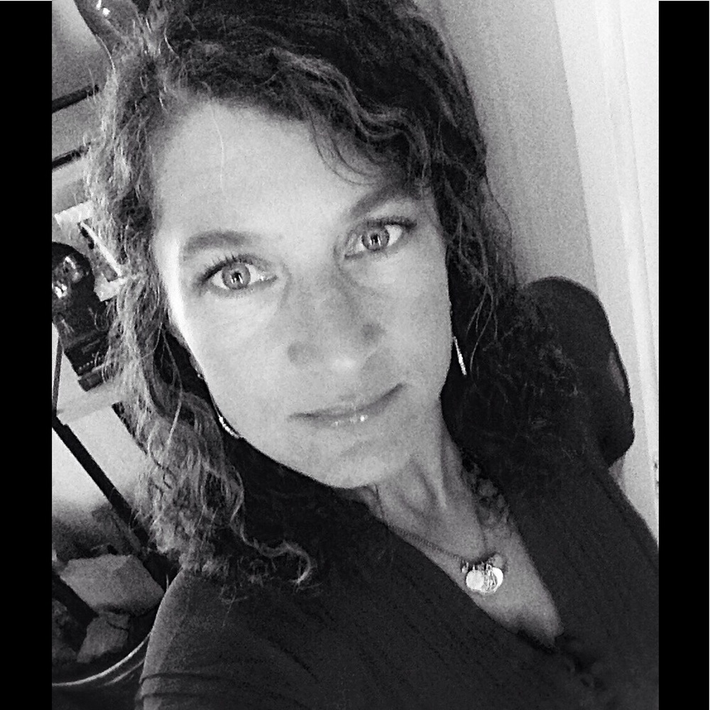 Meet your Posher, Angie