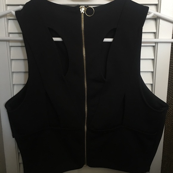 Express Black Crop Top - Picture 4 of 4