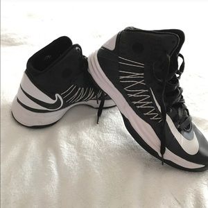 Nike Hyperdunks size 9.5