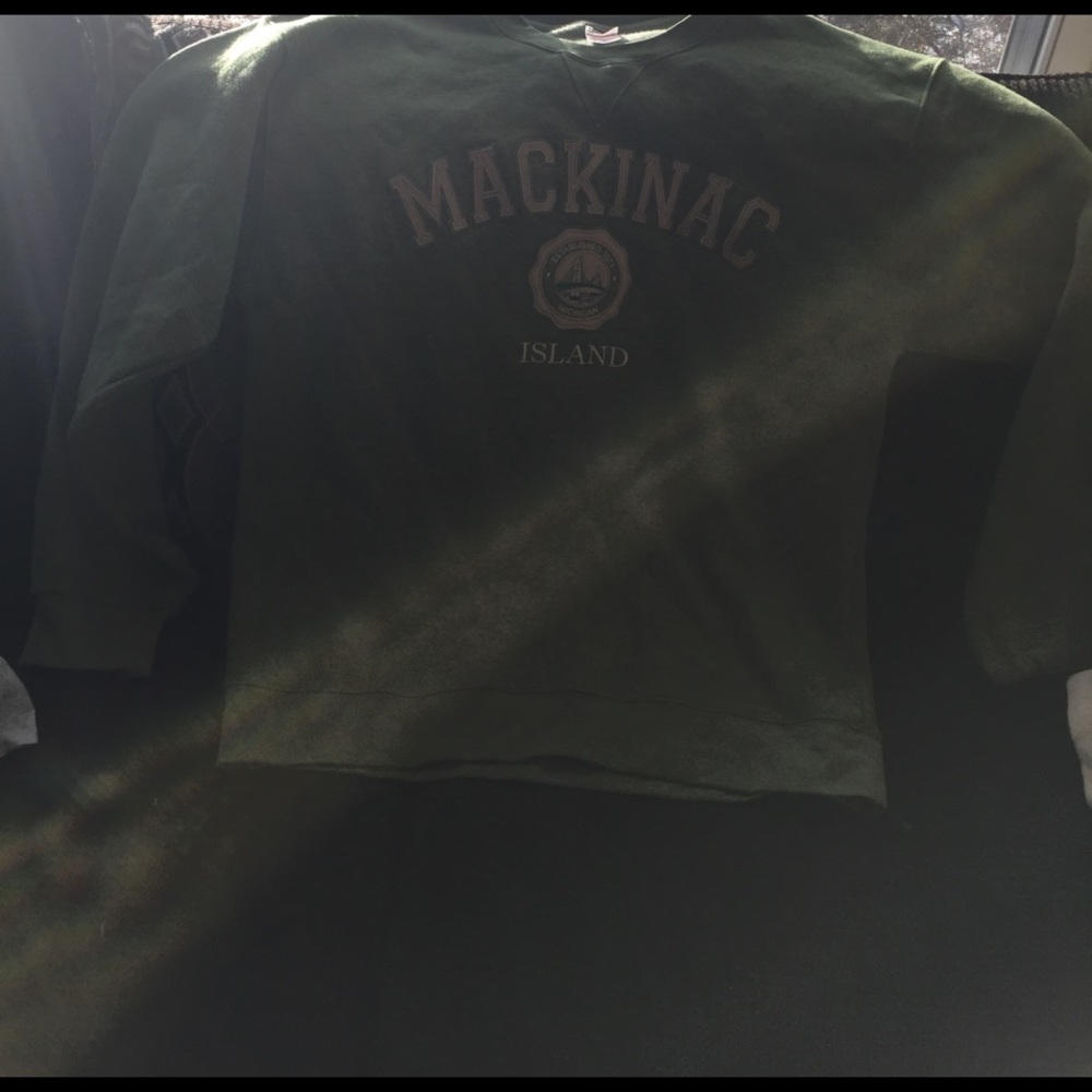 Never worn Mackinac Island sweat shirt