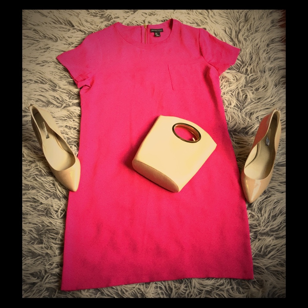 The dress that pop with color.